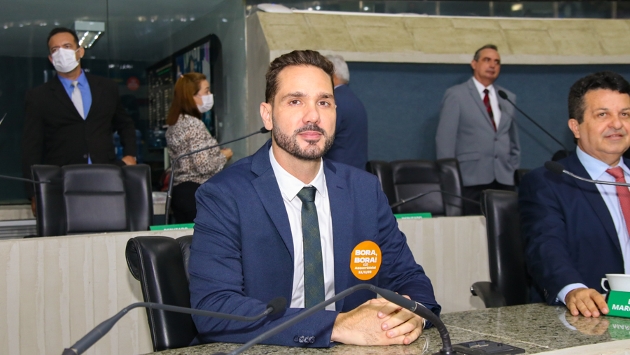 Guilherme Bismarck Toma Posse Como Deputado Estadual Tapis Rouge