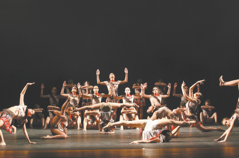 Competição de Dança, Passo de Arte Norte e Nordeste, acontece até dia 22.