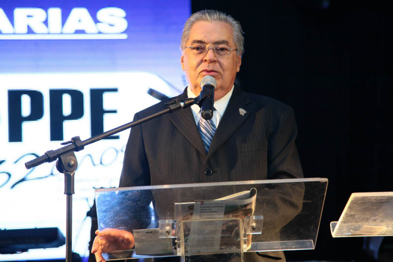 Roberto Farias entrega hoje (22) o Prêmio Destaque Empresarial 2018