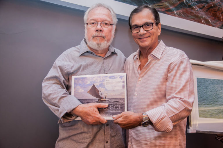 LANÇAMENTO DO LIVRO “PRAIAS DO SOL” NA GALERIA BSPAR