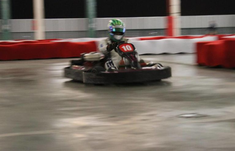 kart clube, no iguatemi, faz promoção para comemorar 1 ano