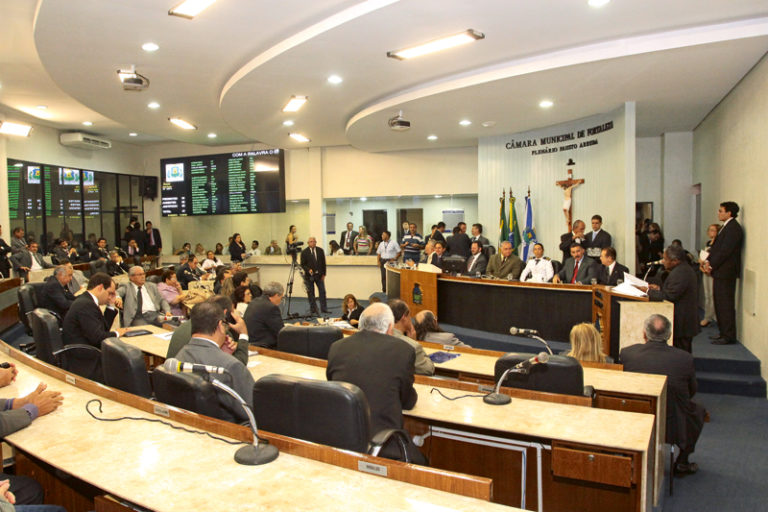 Câmara aprova a Medalha Cláudio Pereira da Cultura Fortalezense