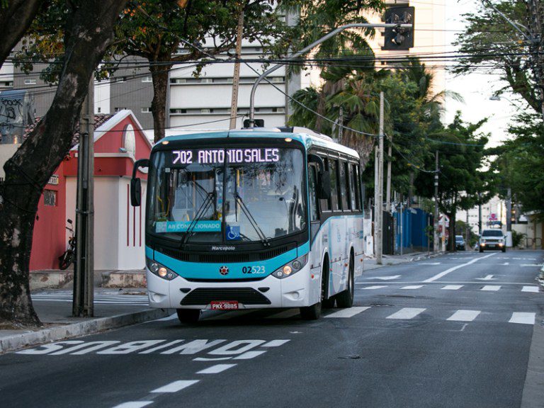 DOADORES TÊM ACESSO GRATUITO A ÔNIBUS