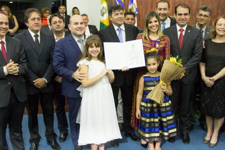 Carol Bezerra Recebe Medalha Boticário Ferreira (87)