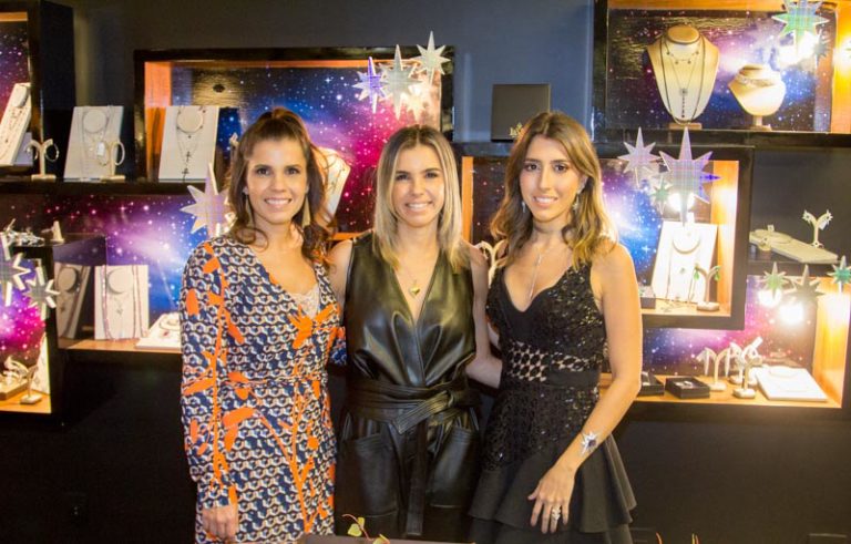 Claudia Diniz, Tayra Romcy E Liliana Diniz (5)