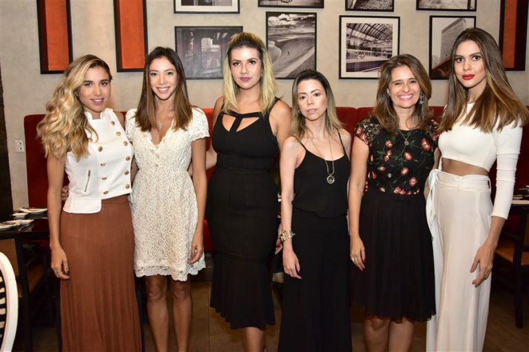 Mirelle Vasconcelos, Priscila Afio, Anelise Barreira, Karoline Fernandes, Sandra Bezerra E Alix Pinho