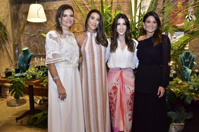 Larissa Melo, Mariana Lima, Sara Brasil E Aline Pinho