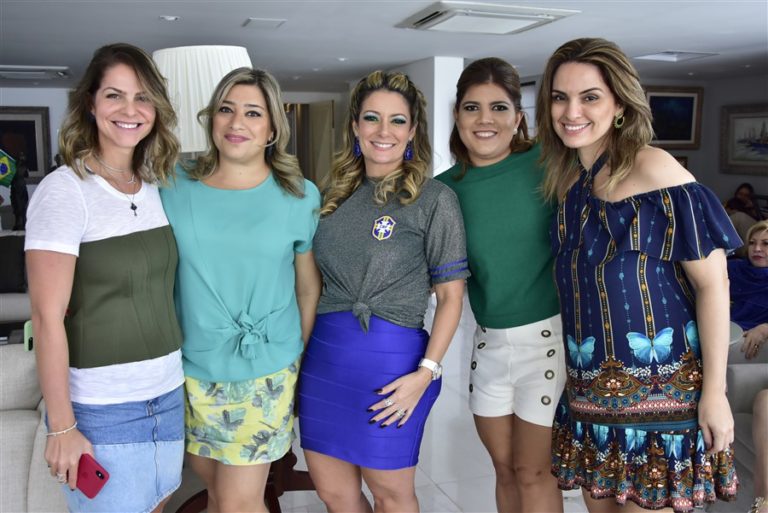 Cecília Da Fonte, Manuela Ronce, Tatiana Luna, Gisela Dias Branco E Mirna Paz