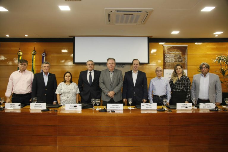 Herbat Melo, Pedro Valer, Magda Marinho, Ricardo Parahyba, Ricardo Cavalcante, Cesar Ribeiro, Victor Samuel, Camila Dos Anjos E Abdia Veras