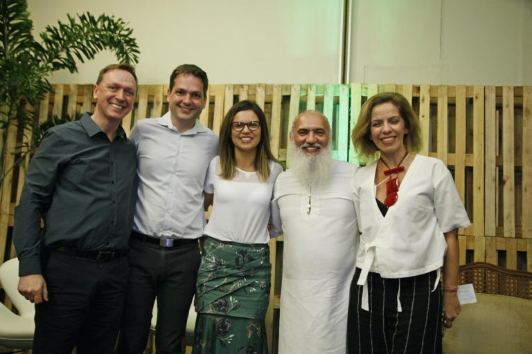 Marcelo Matarazzi, Igor, Patricia Hellen, Sri Prem Baba E Adryana Schineider