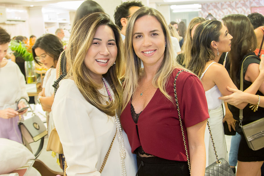 Carol Yamazaki E Isabela Rolim 2 Tapis Rouge