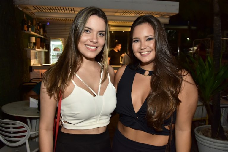 Bianca Borges E Clara Feitosa