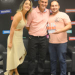 Carina Salgado E Paulo Henrique Donato Com Danilo Avelino   Dono Do Nippon Temakeria