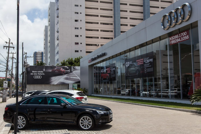 FeijoAudi   Audi Center Fortaleza 8