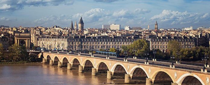 Bordeaux Pont Pierre 740x300