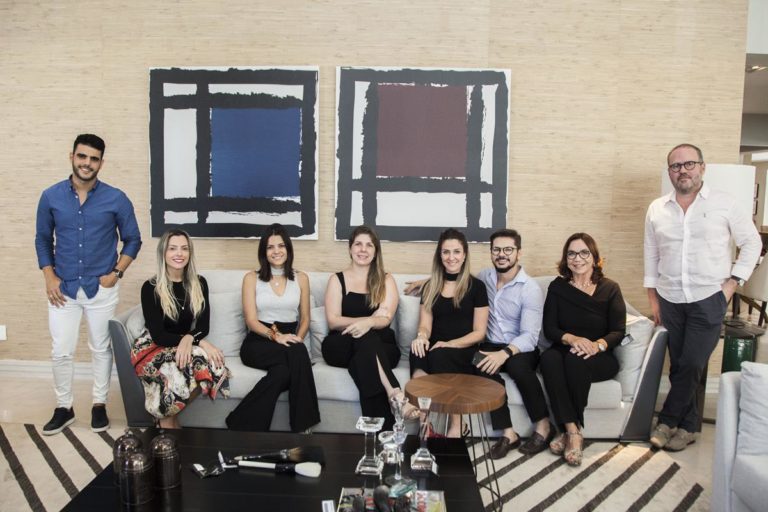 Fernando Costa, Nara Oliveira, Priscila Ximenes, Lais Costa, Catarina Barbosa, Wellington Muniz , Lucia Wolf E Roberto Pamplona (2)