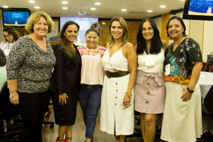 Annette De Castro, Imaculada Gordiano, Fernando Araújo, Márcia Vale, Vera Lima E Carol Barroso