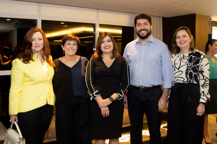 Aline Barroso, Adriana Bezerra, Luciana Alencar, Rodolpho Pires E Renata Santiago