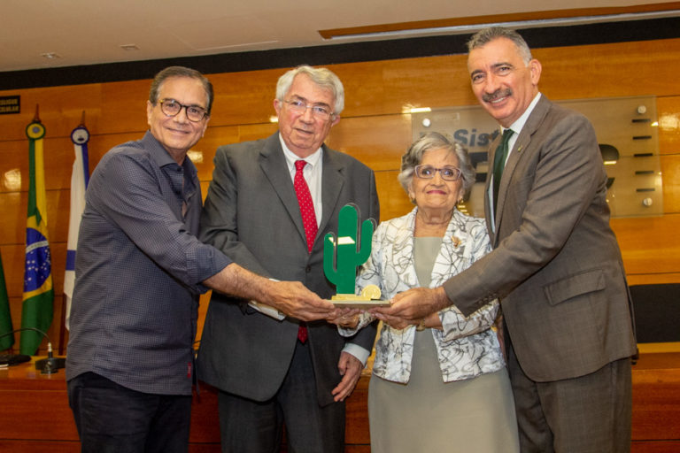 Beto Studart, Ricardo Macêdo, Dolores Feitosa E Artur Bruno (2)