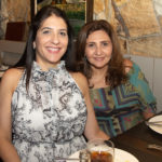 Elisa Oliveira E Simone Jerissati