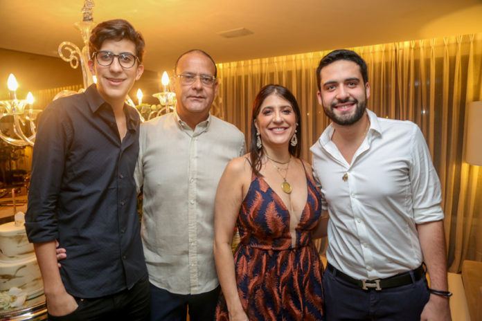 Rafael, Everardo, Elisa E Vitor Oliveira (1)