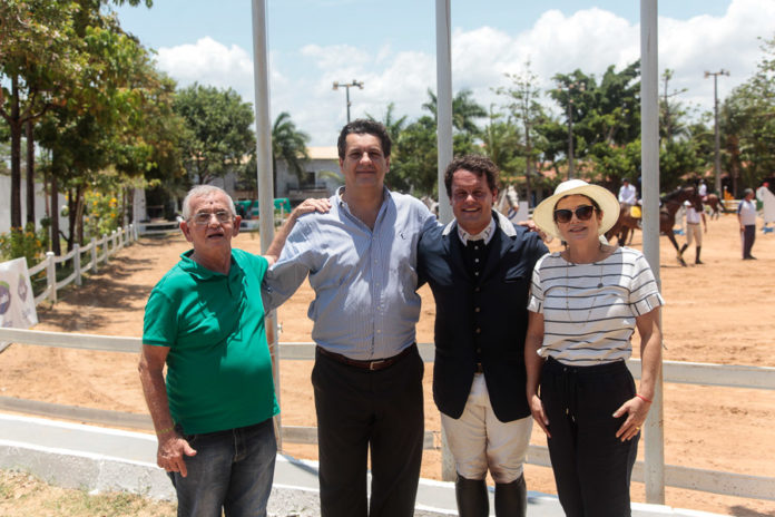 Paulo Cunha, Ronaldo Bitencourt, Jorge Luiz Passamani E Sofia Erel (2)