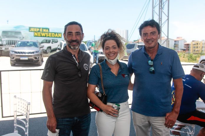 Ronaldo Munhoz, Gabriela Carvalho E Luiz Teixeira