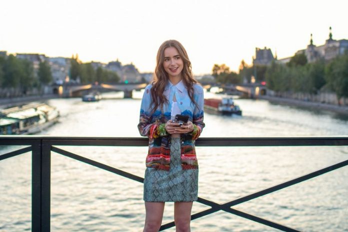 Emily Em Paris (2)