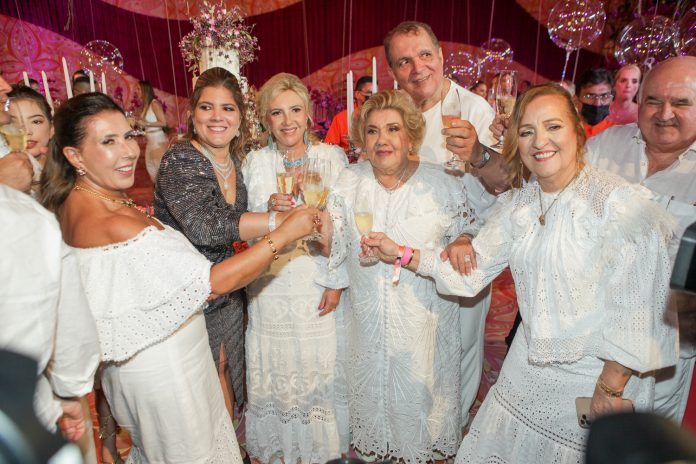 Niver Gisela Vieira (65)