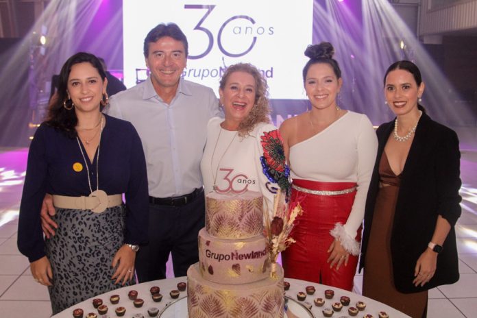 Mayra Carvalho, Luiz Teixeira, Brícia Carvalho, Gabriela Teixeira E Rafaela Carvalho