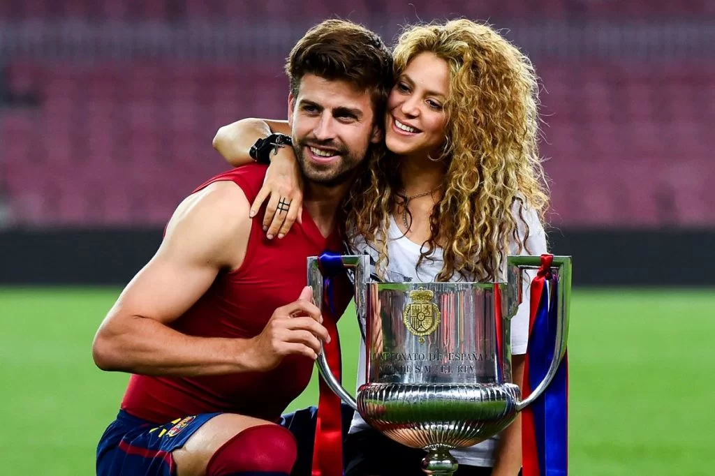 Pote De Geleia Ajudou Shakira A Descobrir Traição De De Piqué Diz Tv Espanhola Tapis Rouge 4582