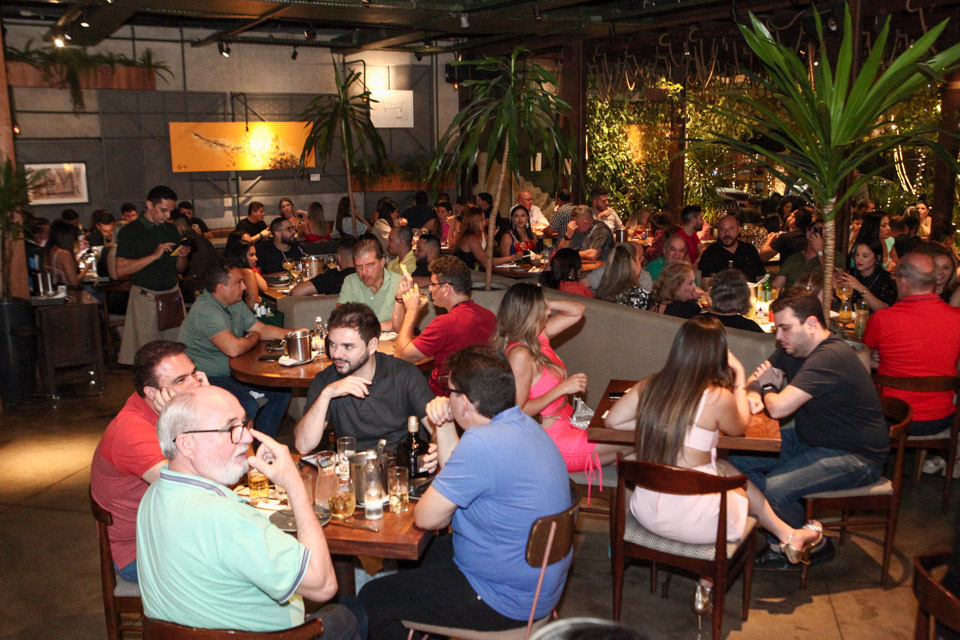 Moleskine Gastrobar Ressignifica O ‘sextou Em Um Super Happy Hour