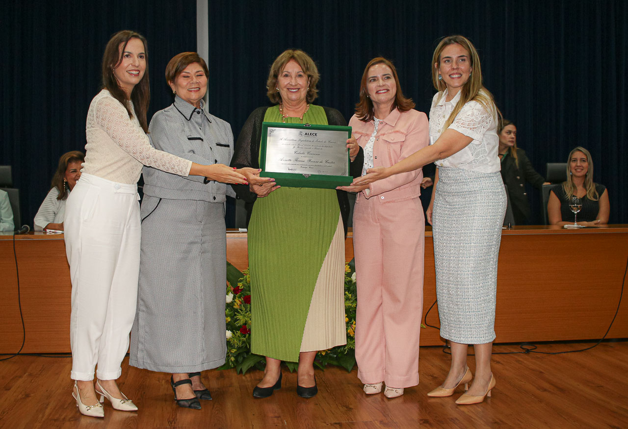 Alece Concede Título De Cidadã Cearense A Luiza Helena Trajano E Anette De Castro