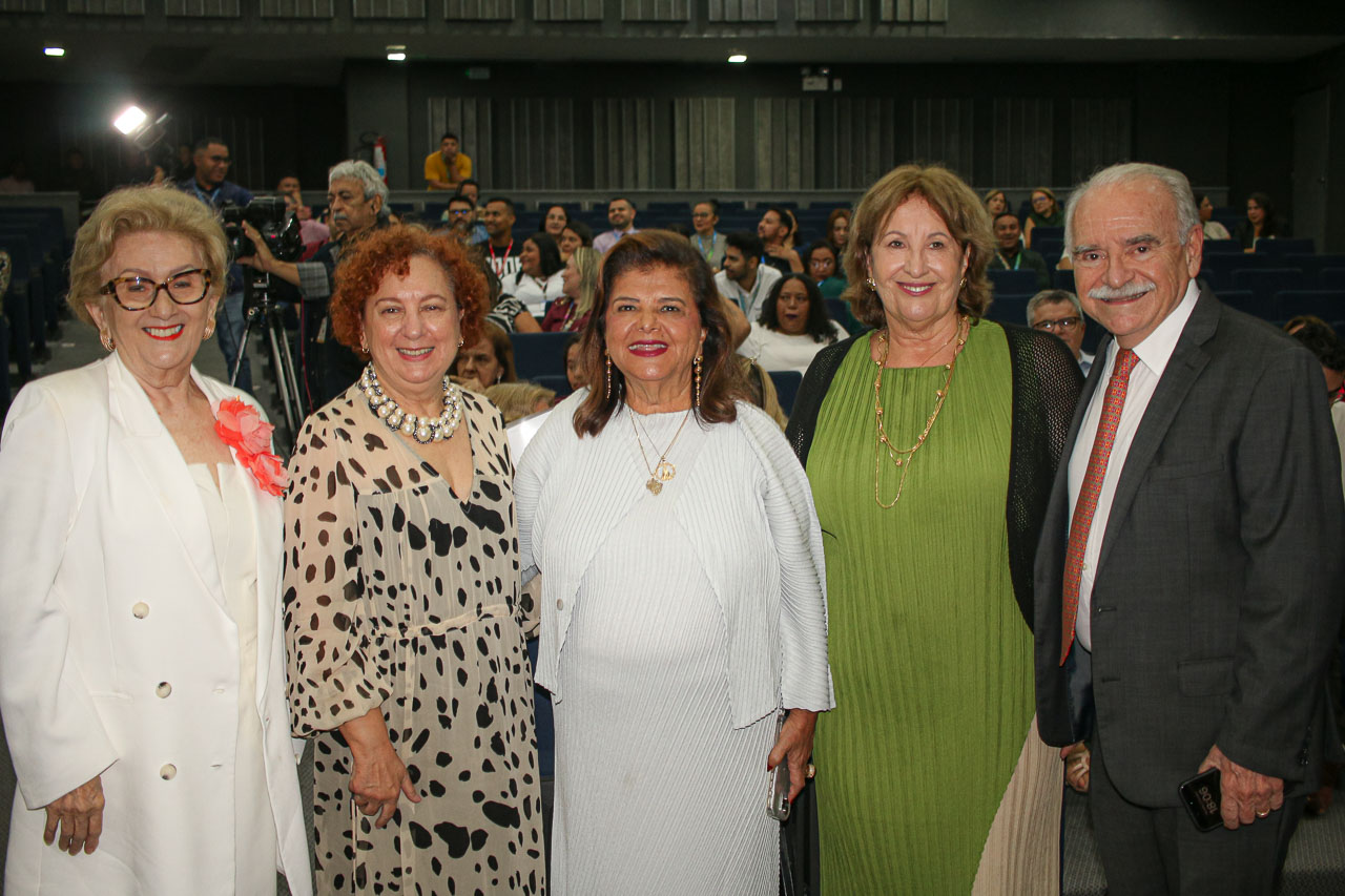 Alece Concede Título De Cidadã Cearense A Luiza Helena Trajano E Anette De Castro (7)