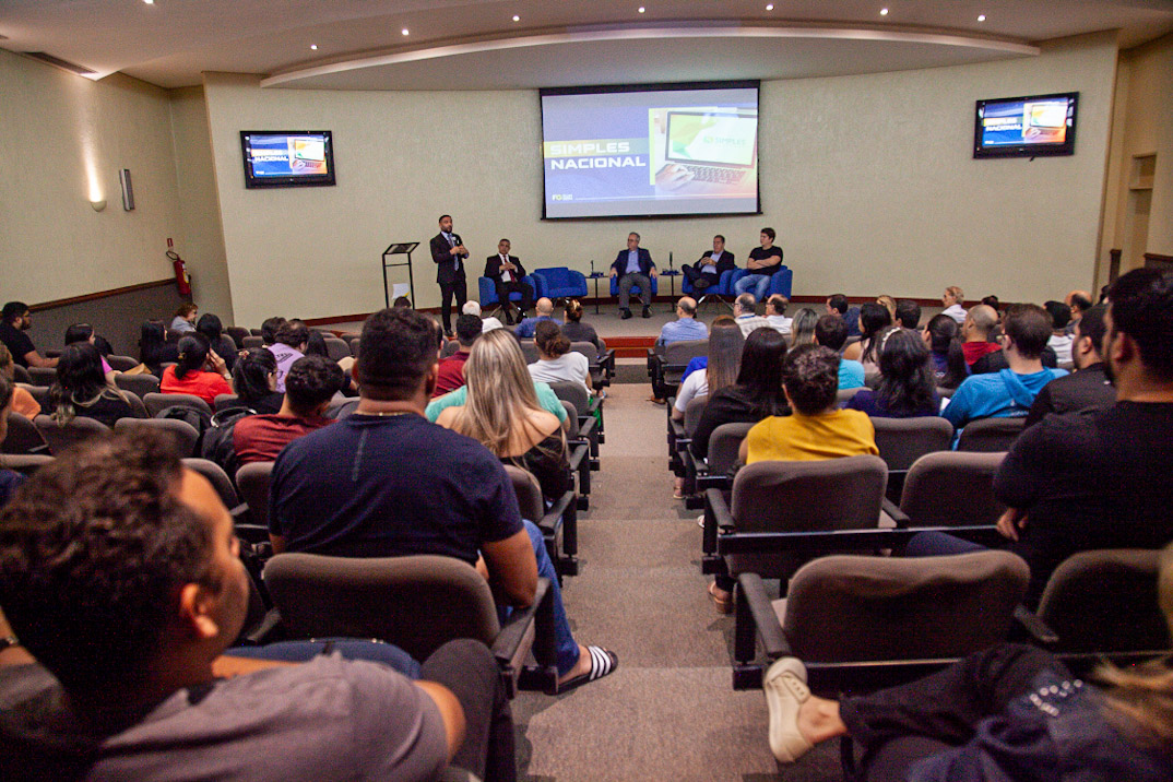 CDL Fortaleza Recebe Especialistas Para Discutir Desafios Da Ref